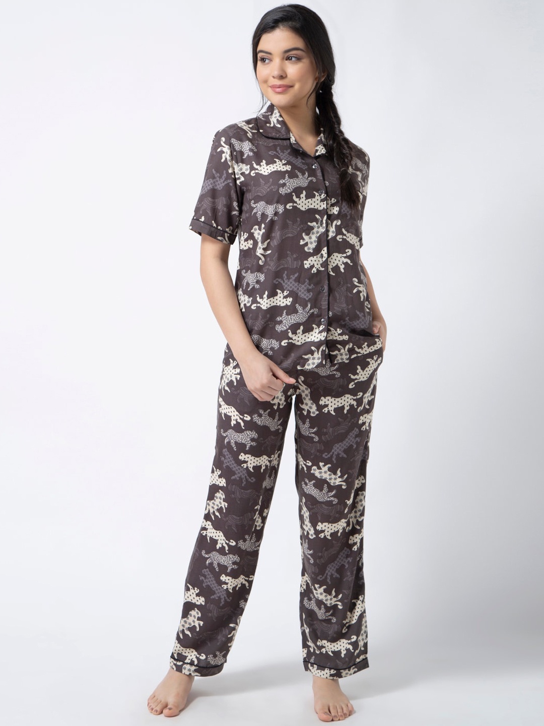 

ADORENITE Women Grey & White Printed Night suit