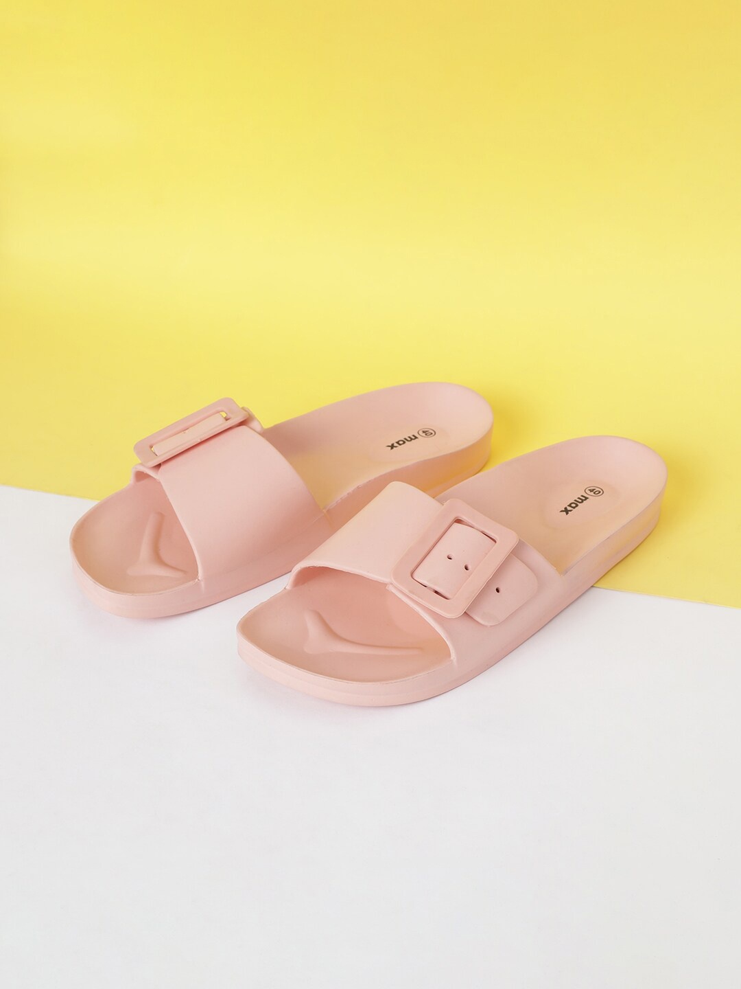 

max Women Peach-Coloured Sliders