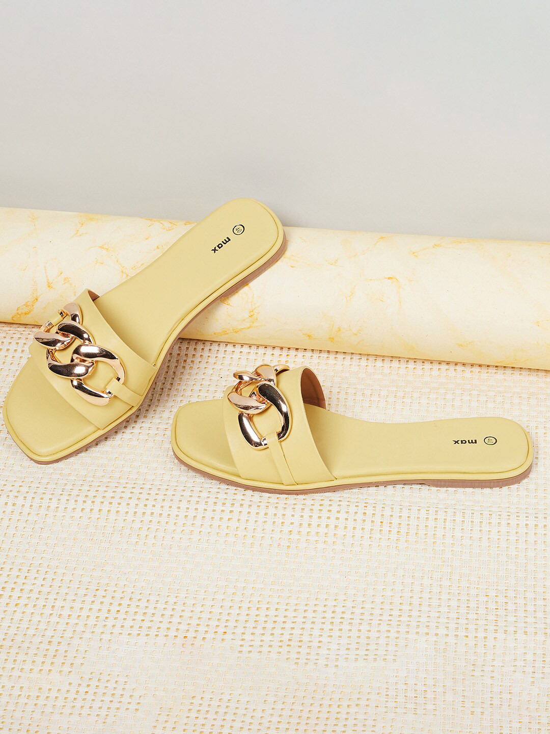 

max Women Yellow Embellished Party Open Toe Flats