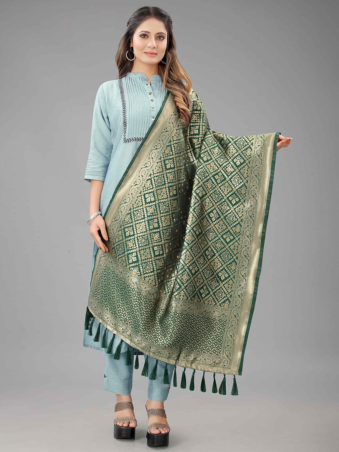 

Silk Land Green & Gold-Toned Ethnic Motifs Woven Design Dupatta with Zari