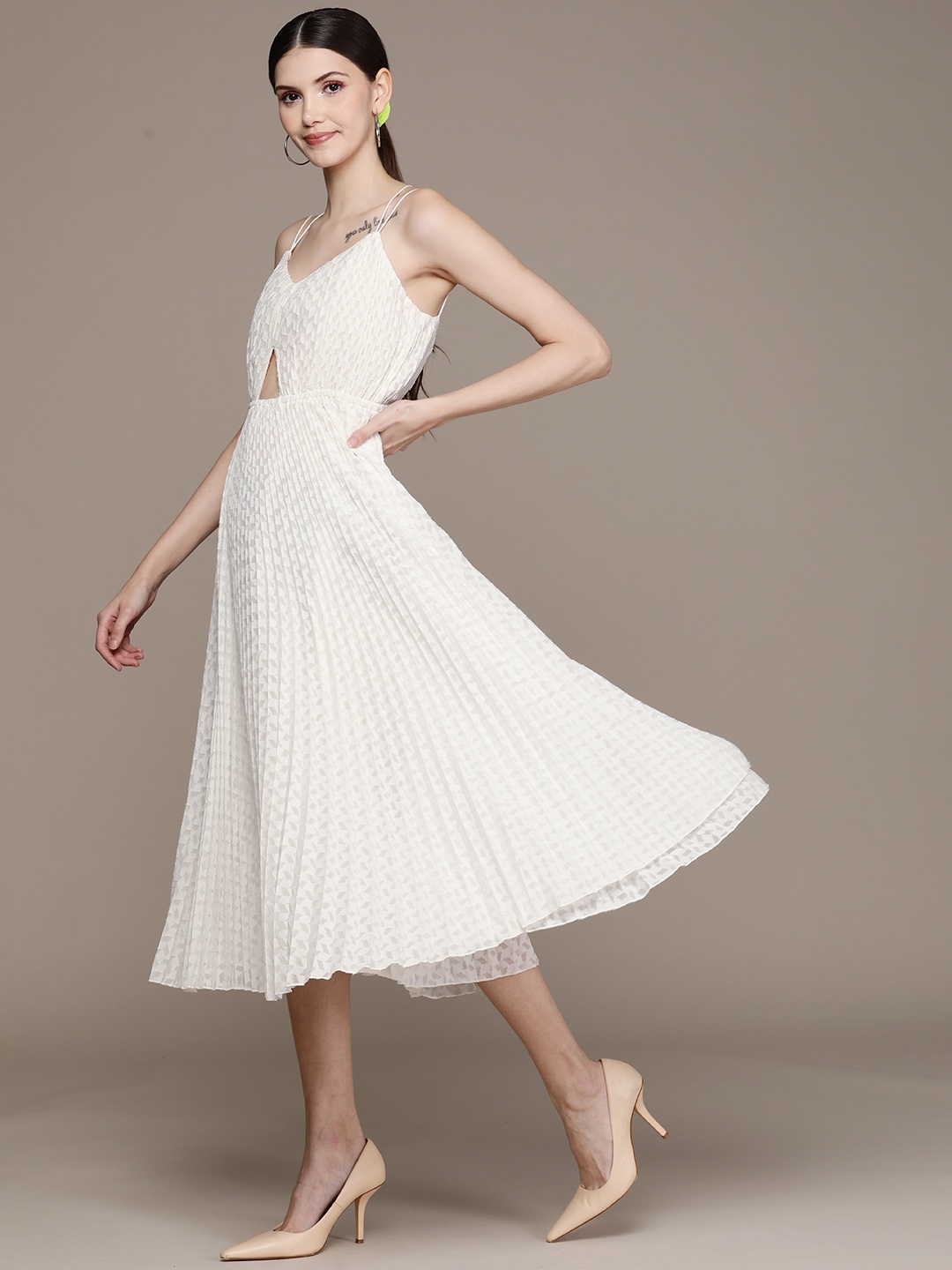 

Label Ritu Kumar White Jacquard Midi Dress