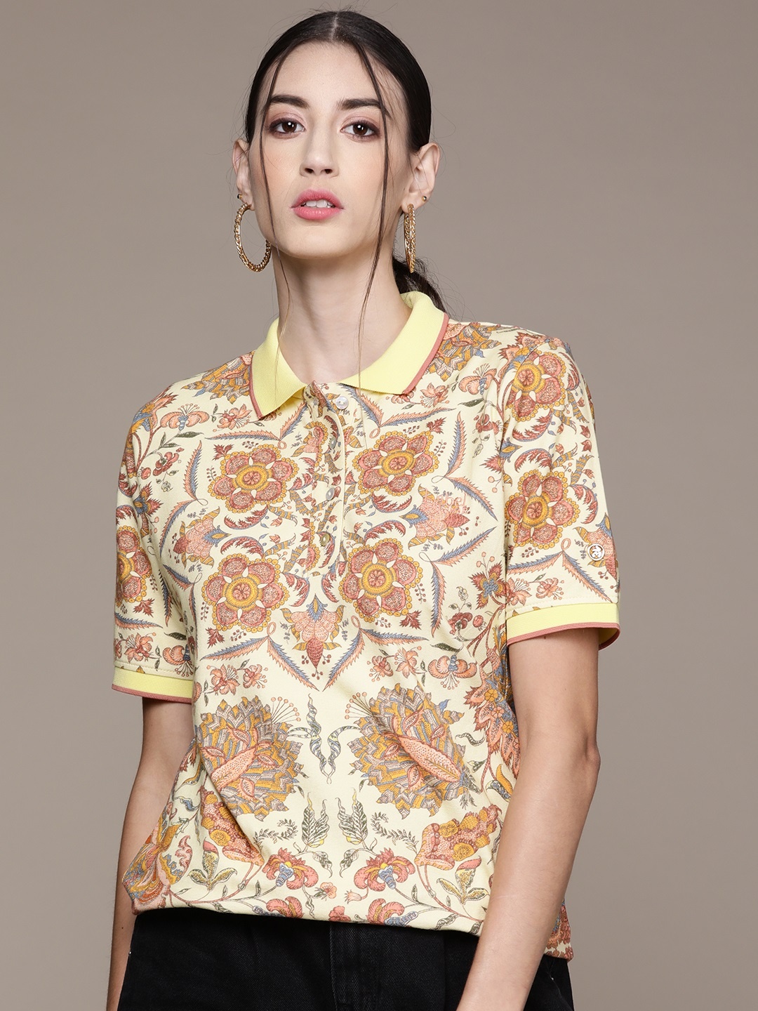 

Label Ritu Kumar Women Yellow & Rust Red Floral Printed Polo Collar T-shirt