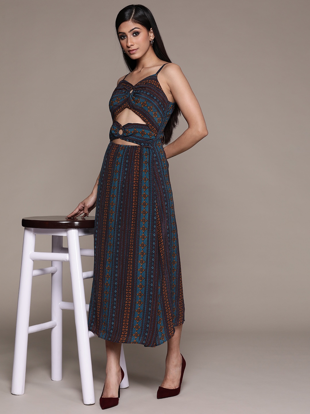 

Label Ritu Kumar Navy Blue & Mustard Yellow Ethnic Motifs Crepe A-Line Midi Dress