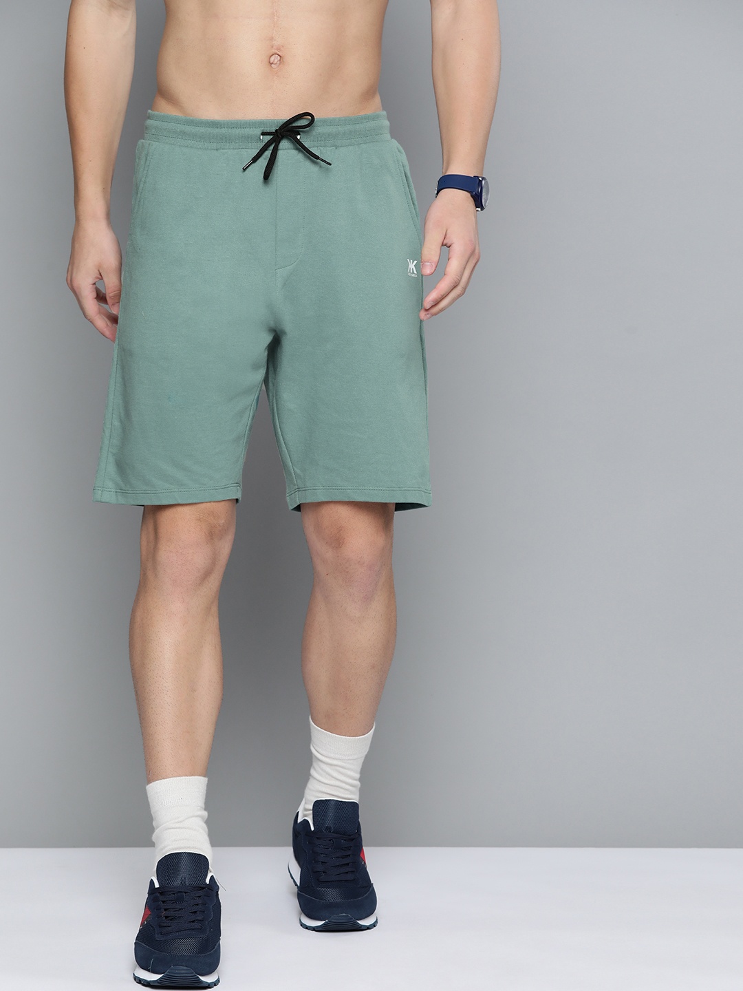 

Kook N Keech Men Green Slim Fit Outdoor Shorts