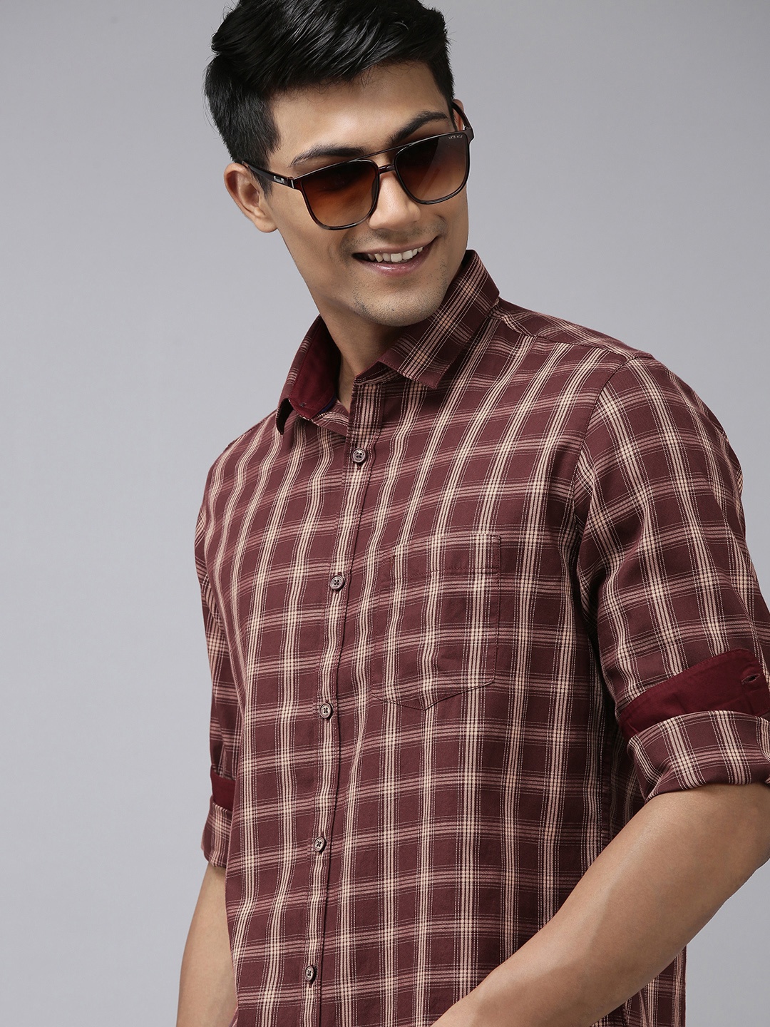 

Van Heusen Sport Men Maroon Slim Fit Checked Pure Cotton Casual Shirt