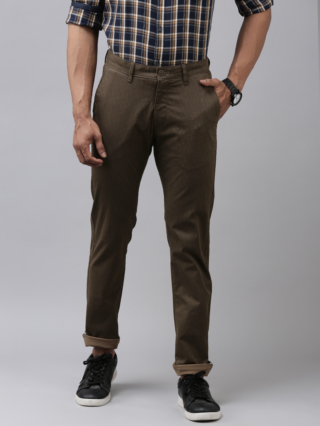 

Van Heusen Sport Men Brown Textured Tapered Fit Trousers