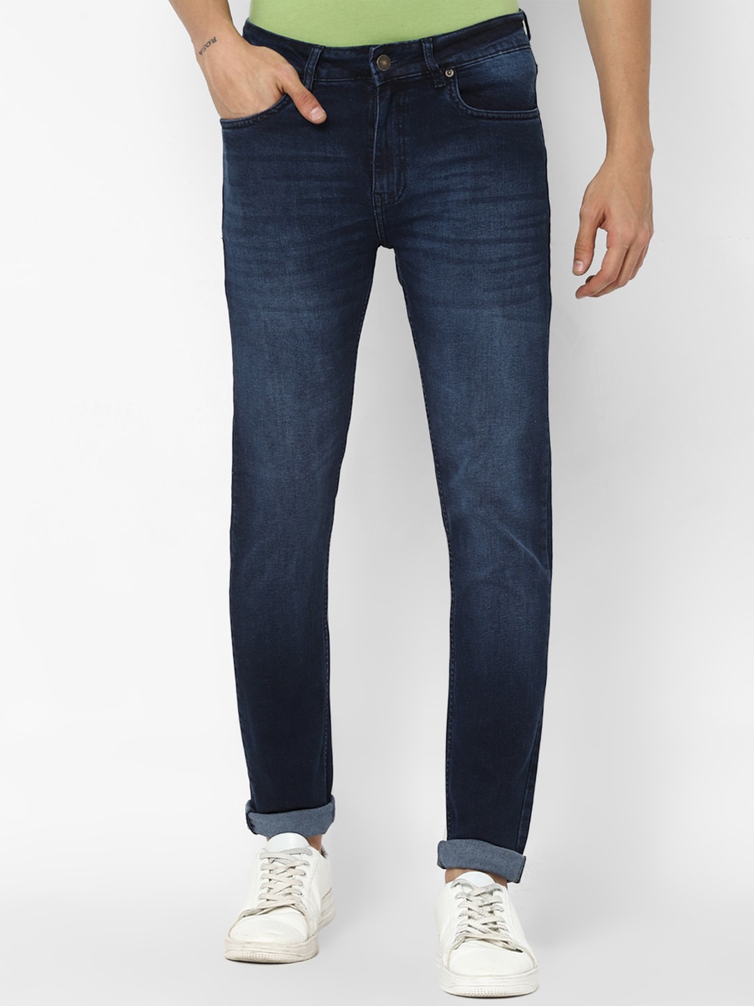 

FOREVER 21 Men Blue Light Fade Regular Fit Jeans