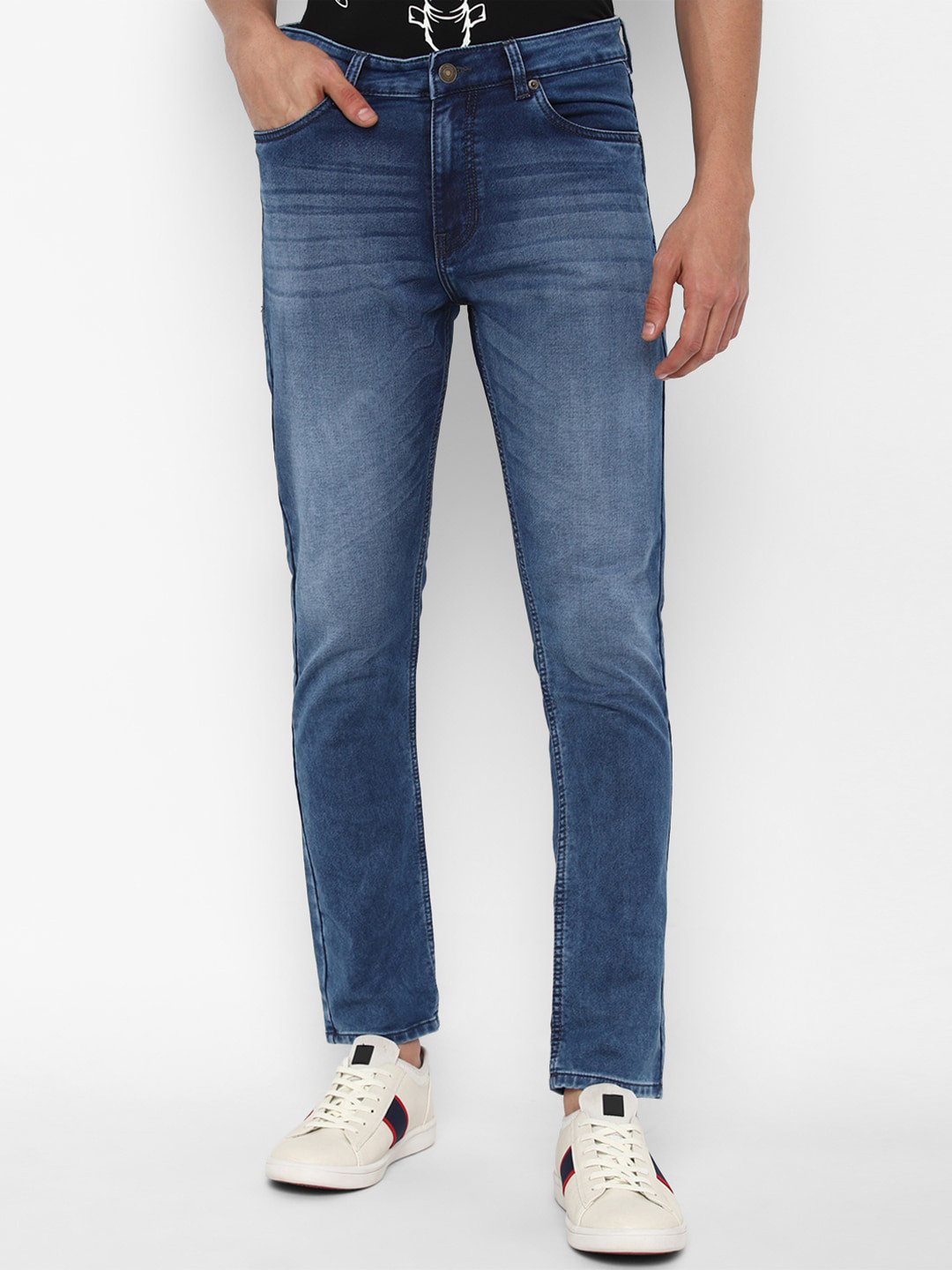 

FOREVER 21 Men Blue Mid-Rise Heavy Fade Jeans