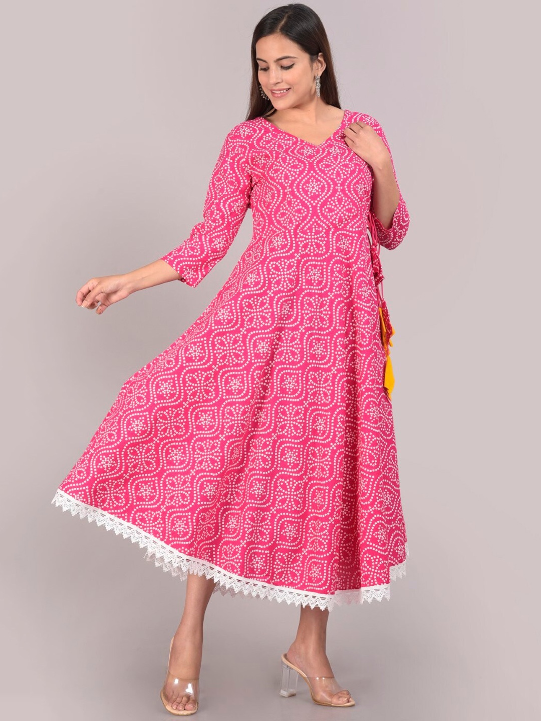 

Senyora Women Pink Bandhani Printed Liva Anarkali Kurta