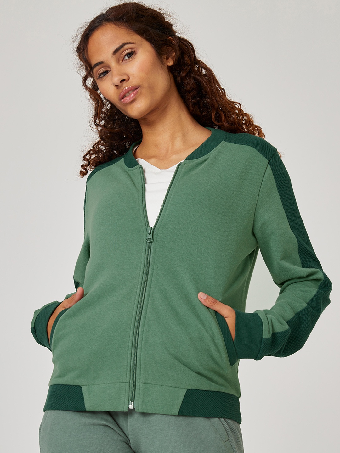 

NYAMBA By Decathlon Green Sweatshirt