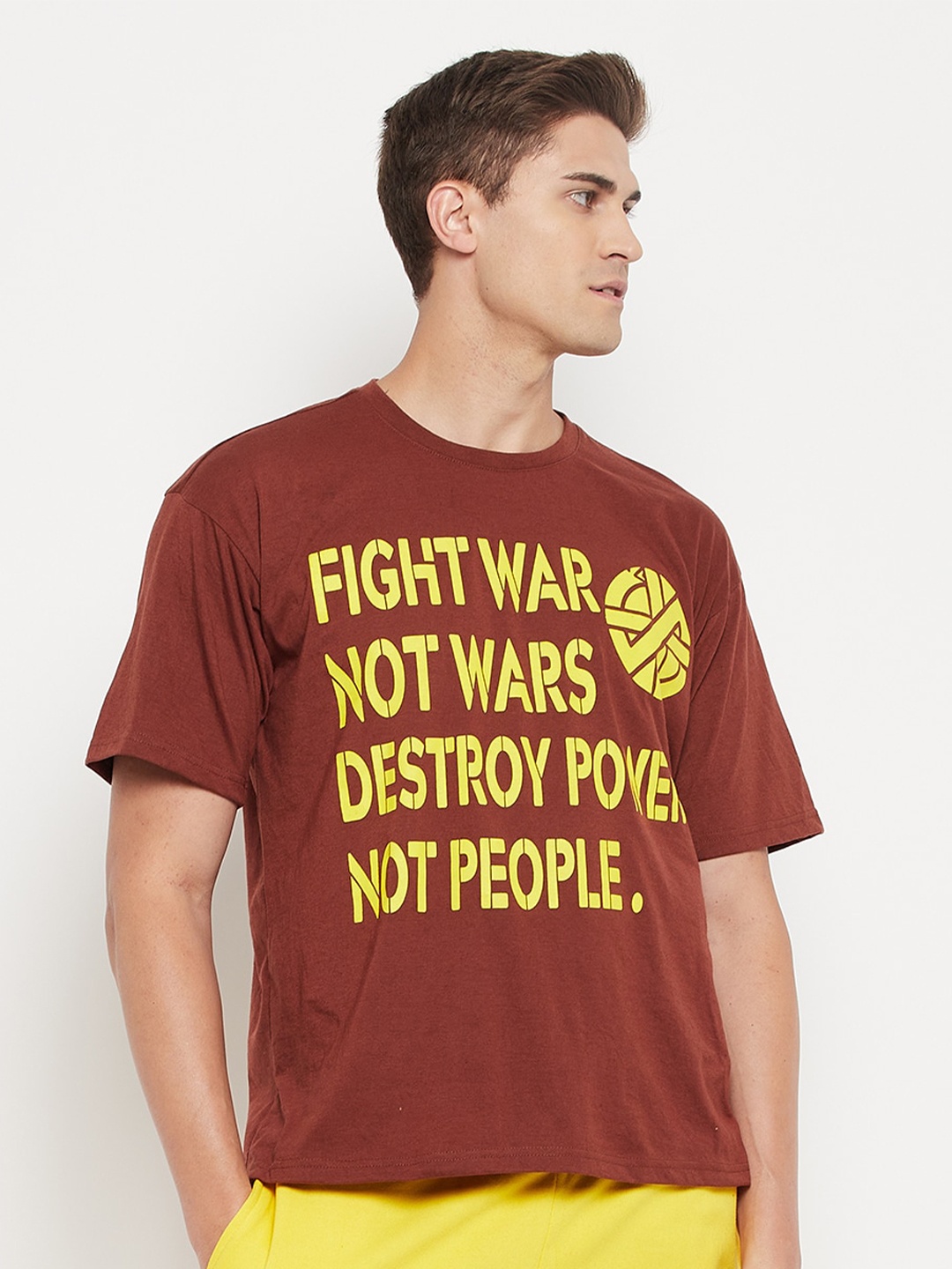 

FUGAZEE Men Brown Typography Printed Loose Cotton T-shirt