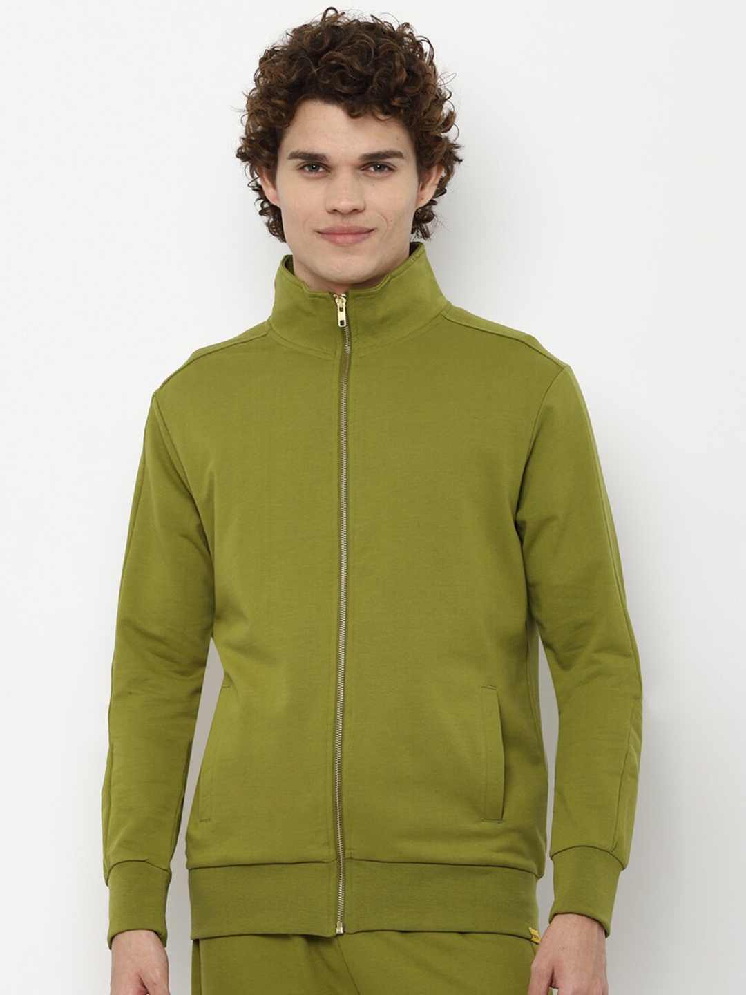 

FOREVER 21 Men Green Solid Sweatshirt