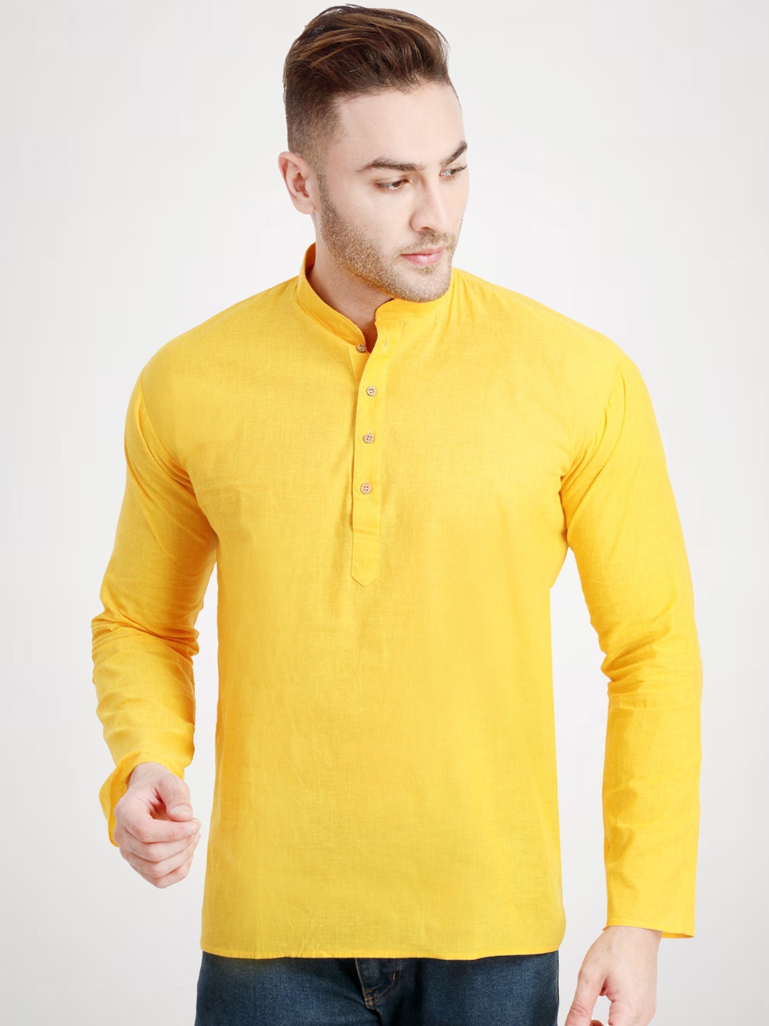 

RG DESIGNERS Men Yellow Solid Handloom Cotton Short Kurta
