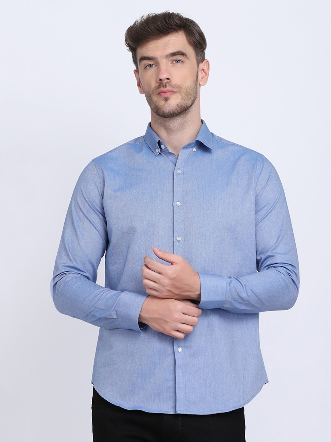 

JJAAGG T Men Blue Classic Slim Fit Formal Shirt
