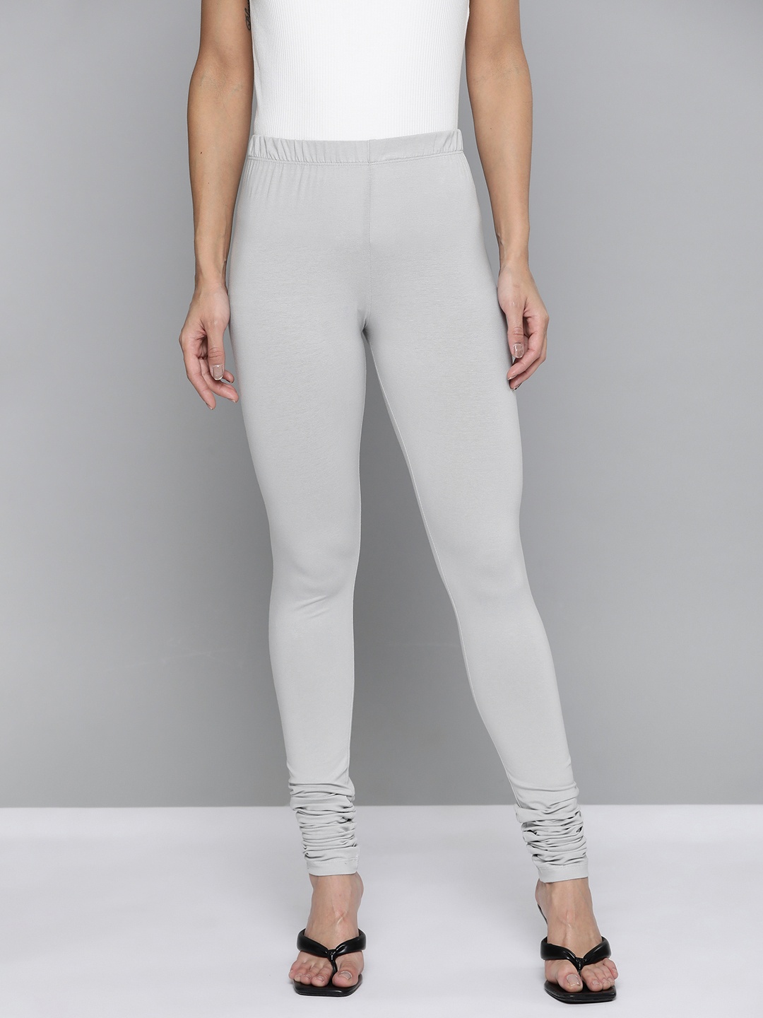 

HERE&NOW Women Grey Solid Churidar Leggings