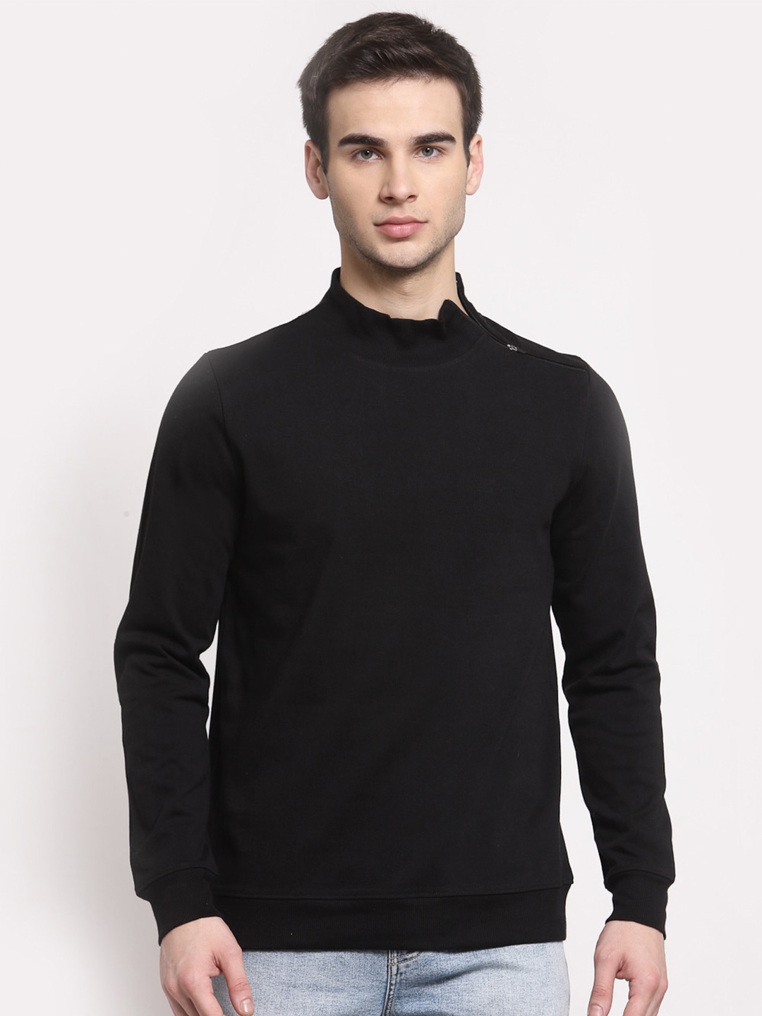 

YOONOY Men Black Solid Organic Cotton Sweatshirt