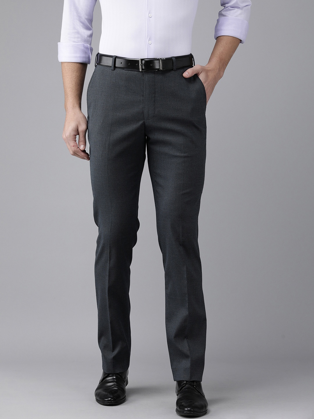 

Park Avenue Men Blue Checked Formal Trousers