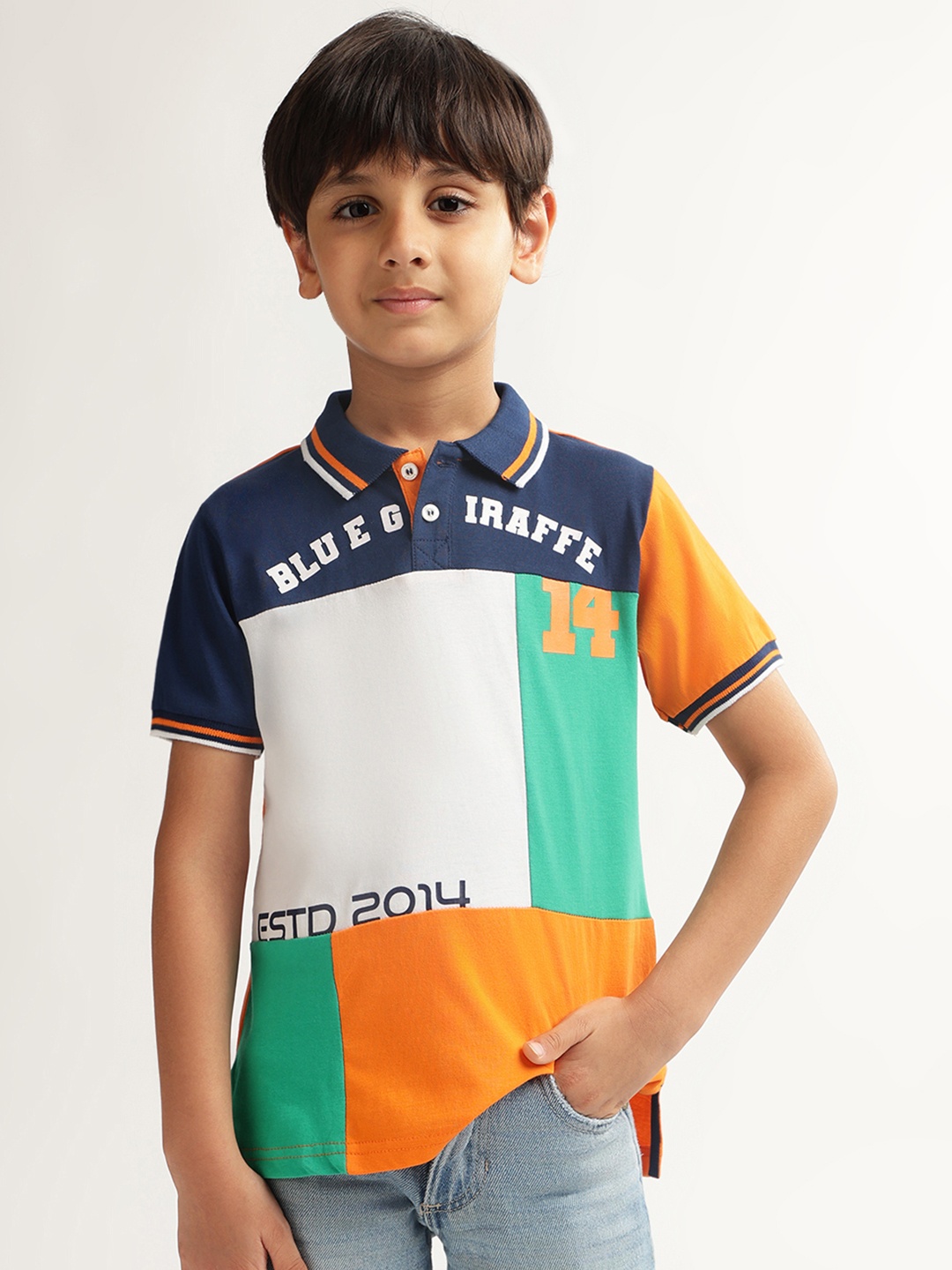 

Blue Giraffe Boys Multicoloured Colourblocked V-Neck Applique T-shirt, Multi