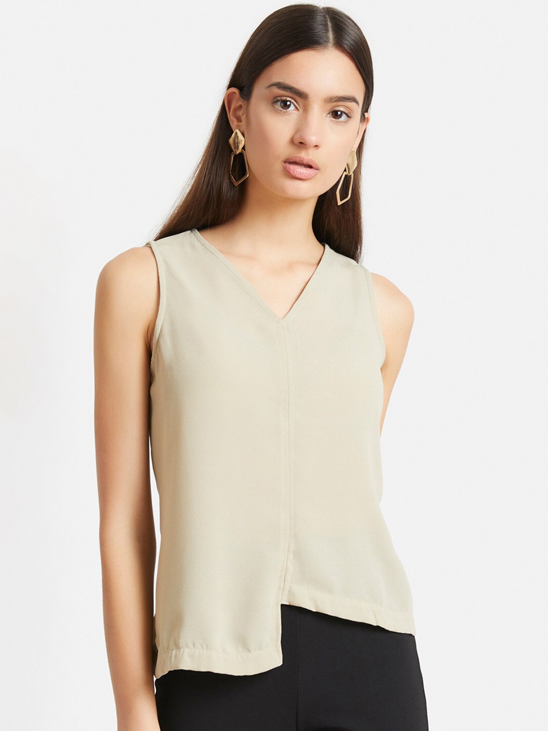 

Kazo Beige V-Neck Regular Top