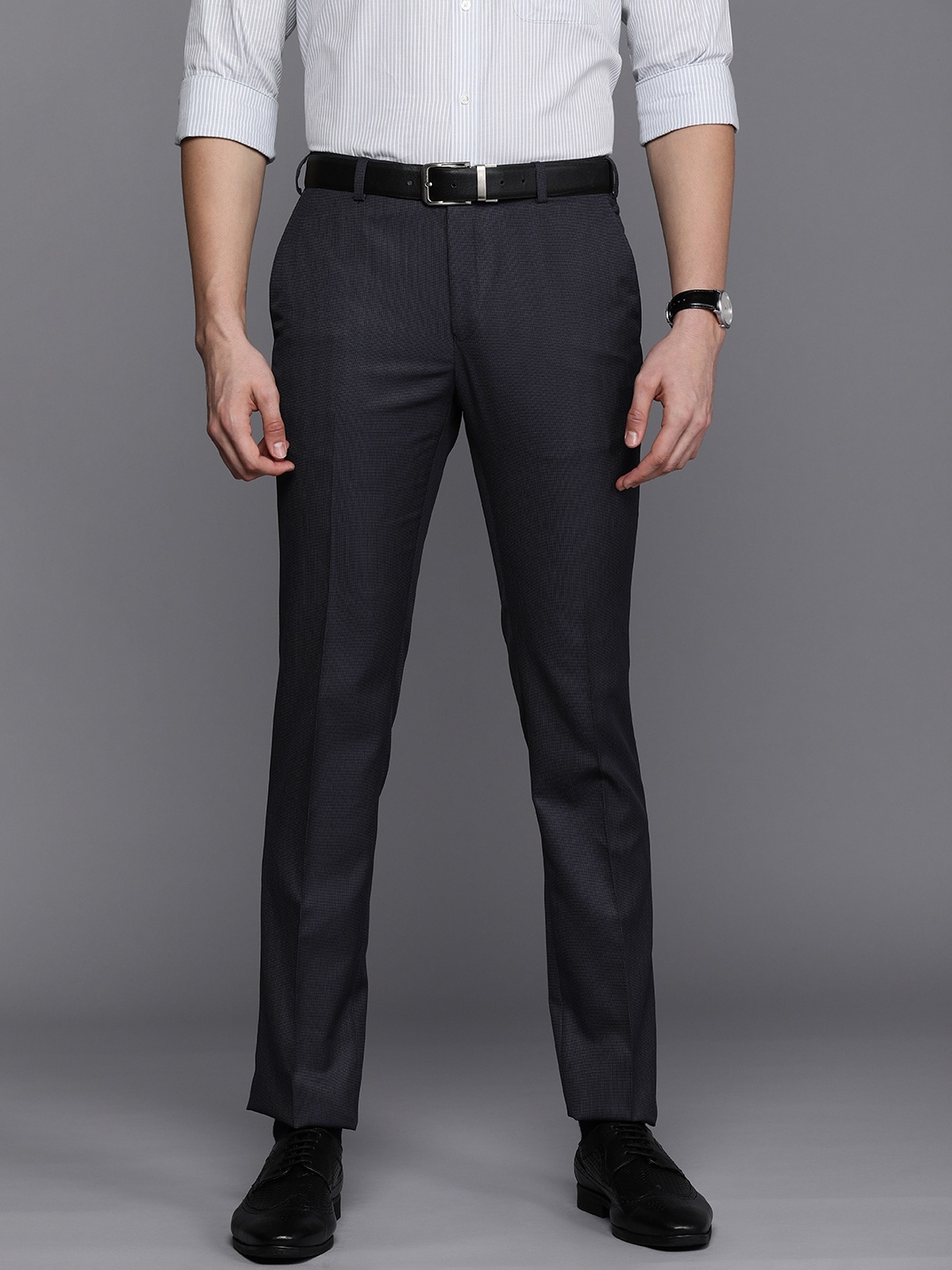 

Raymond Men Grey Solid Slim Fit Formal Trousers