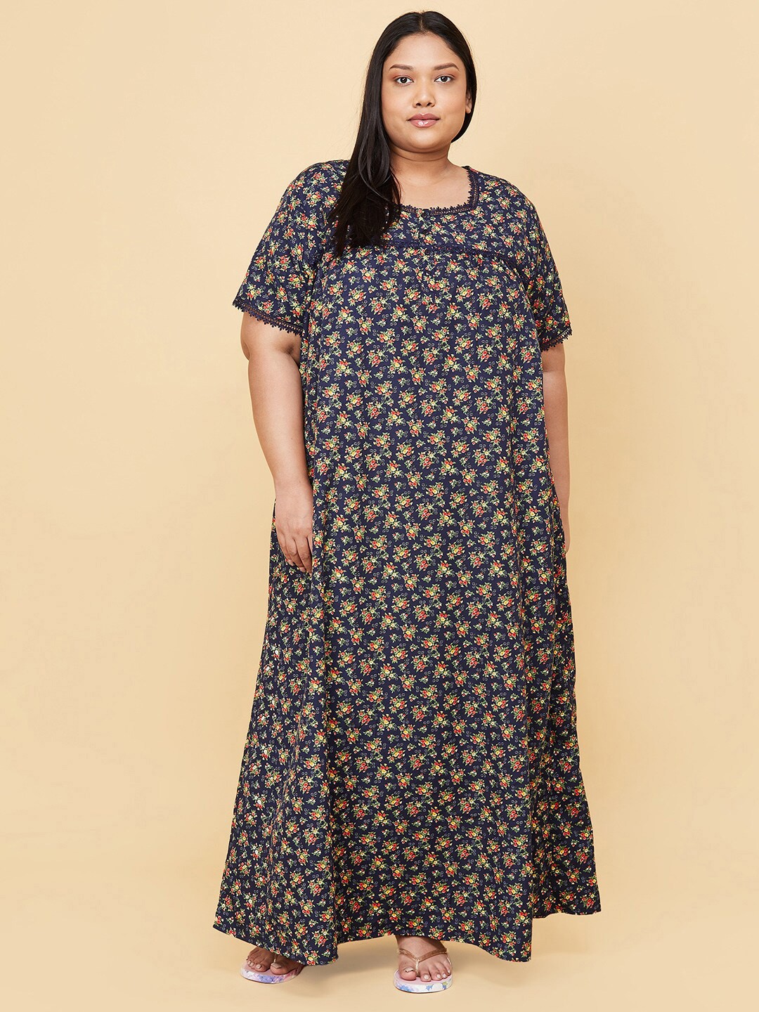 

max Plus Size Women Navy Blue & Red Floral Printed Maxi Nightdress