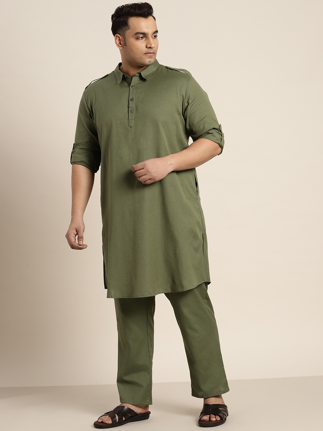 

Sztori Men Plus Size Solid Kurta with Trousers, Olive