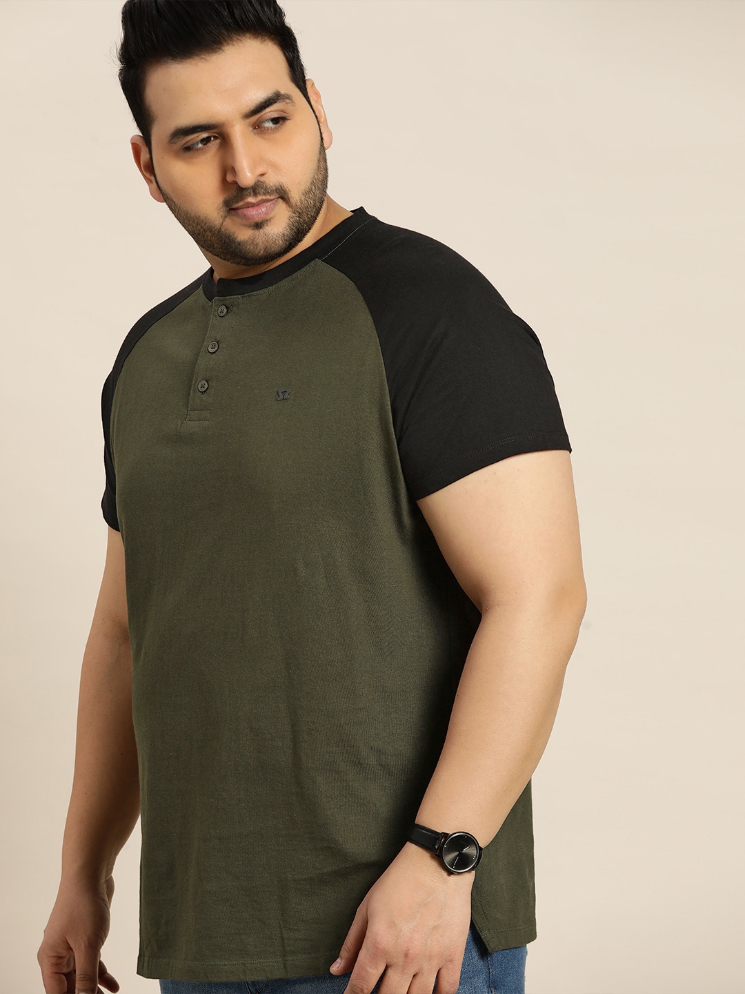 

Sztori Men Plus Size Pure Cotton Colourblocked T-shirt, Green