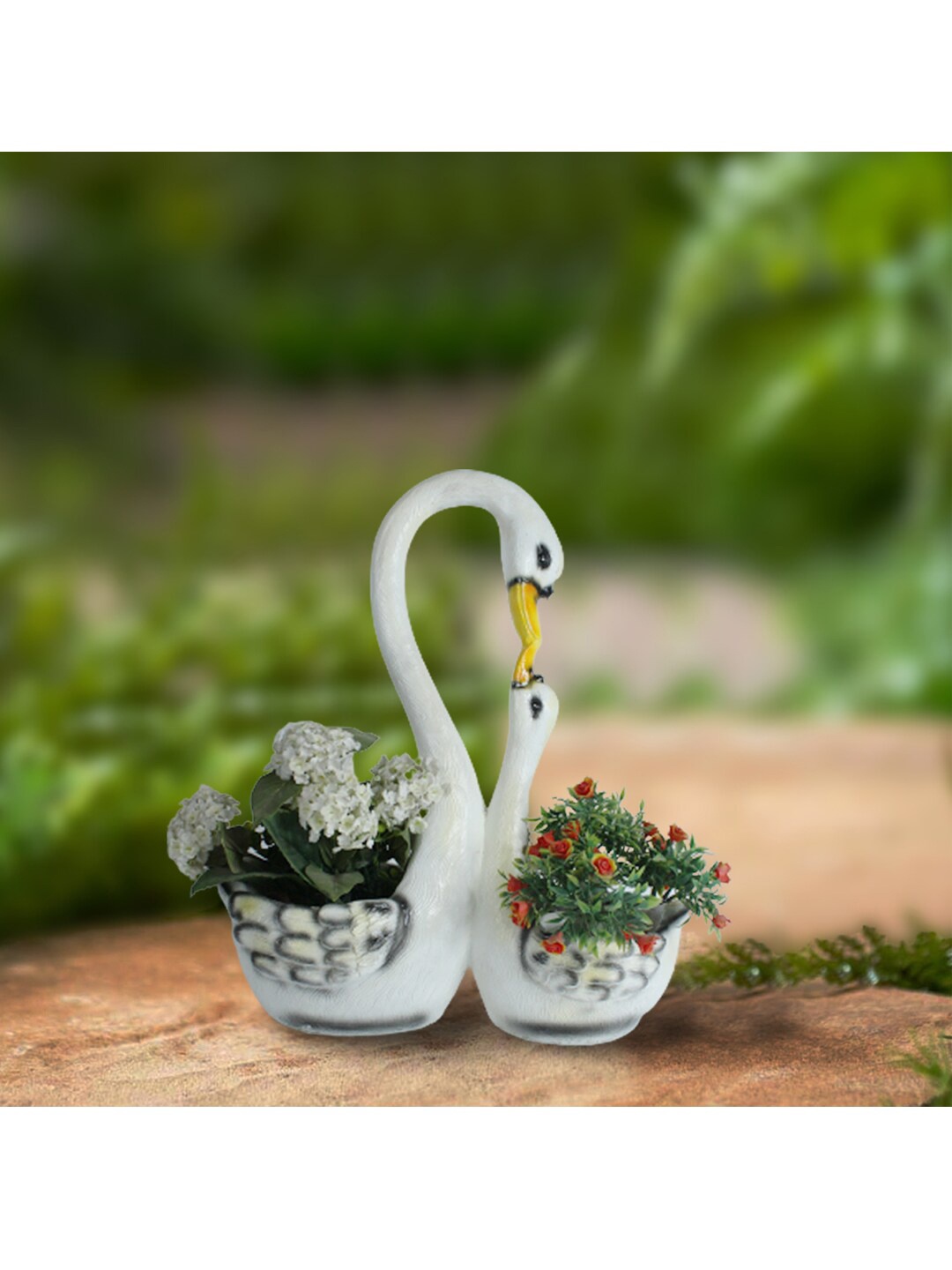 

Wonderland White Swan Mother & Baby Planter