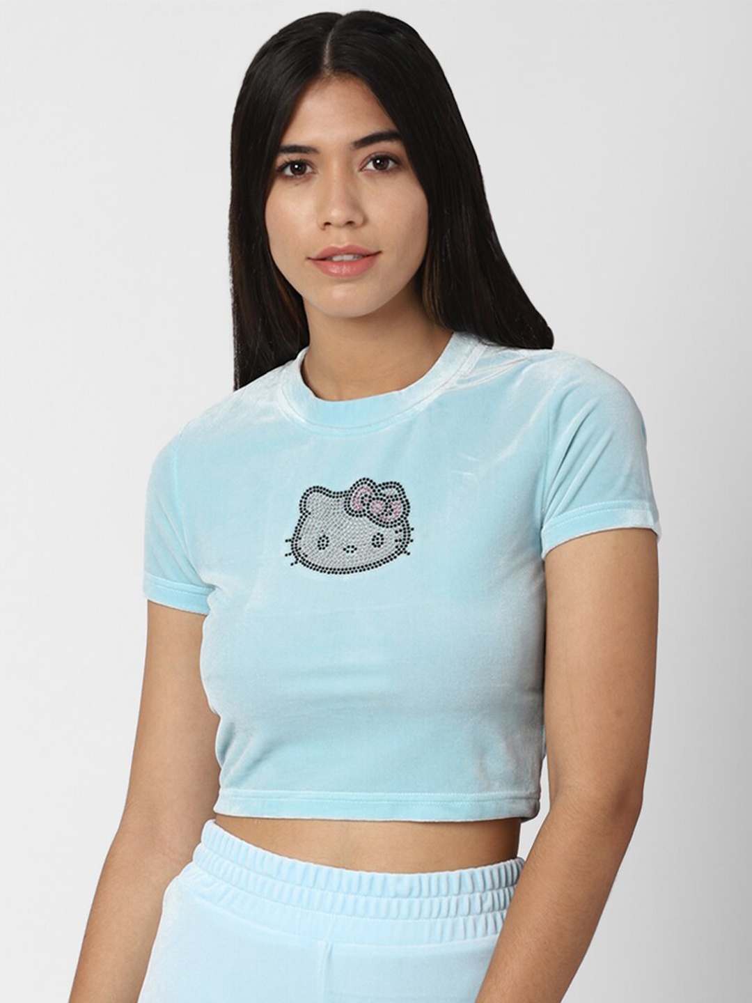 

FOREVER 21 Blue Fitted Knit Crop Top