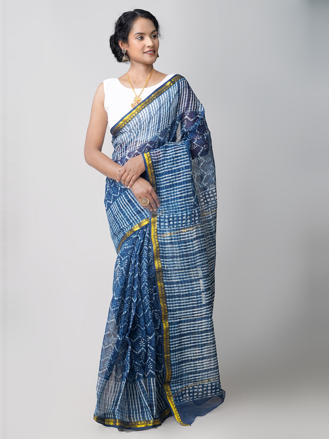 

Unnati Silks Blue & White Ethnic Motifs Pure Cotton Kota Saree