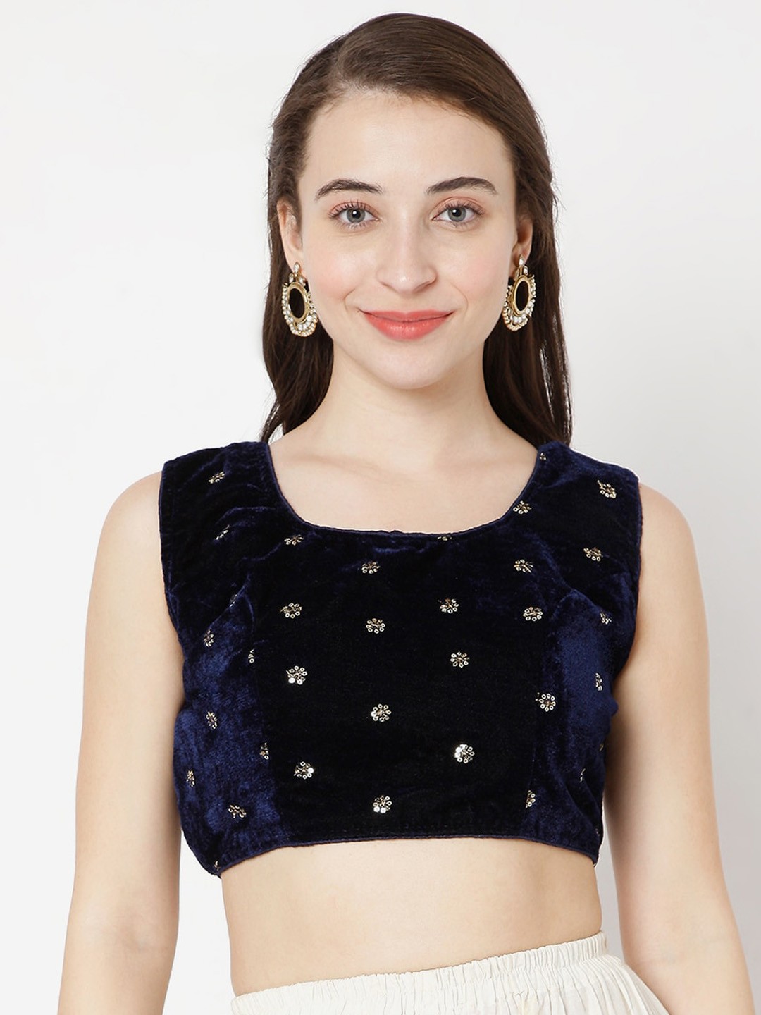 

SALWAR STUDIO Women Navy Blue Embroidered Velvet Saree Blouse