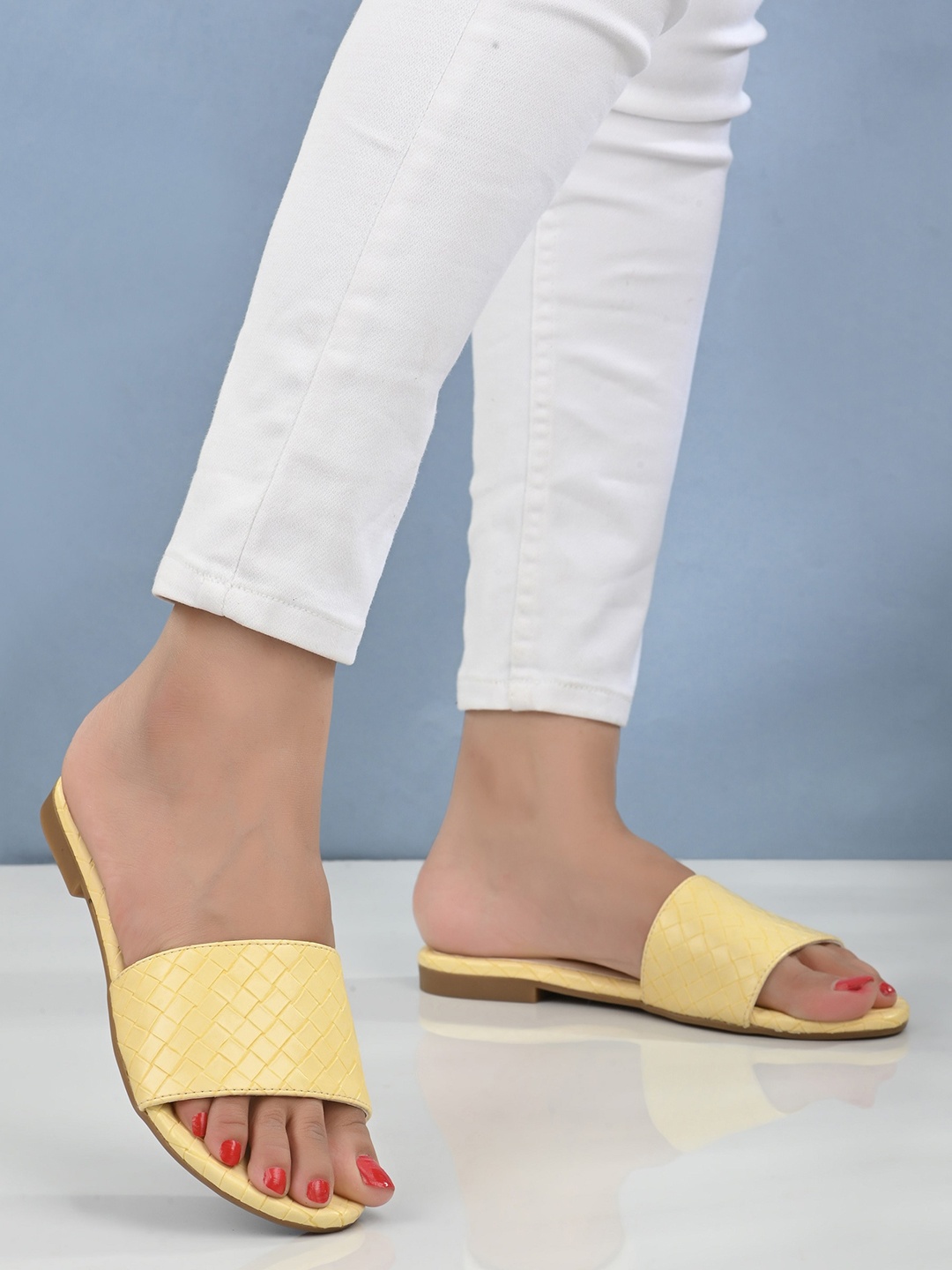 

TimberWood Women Yellow Open Toe Flats