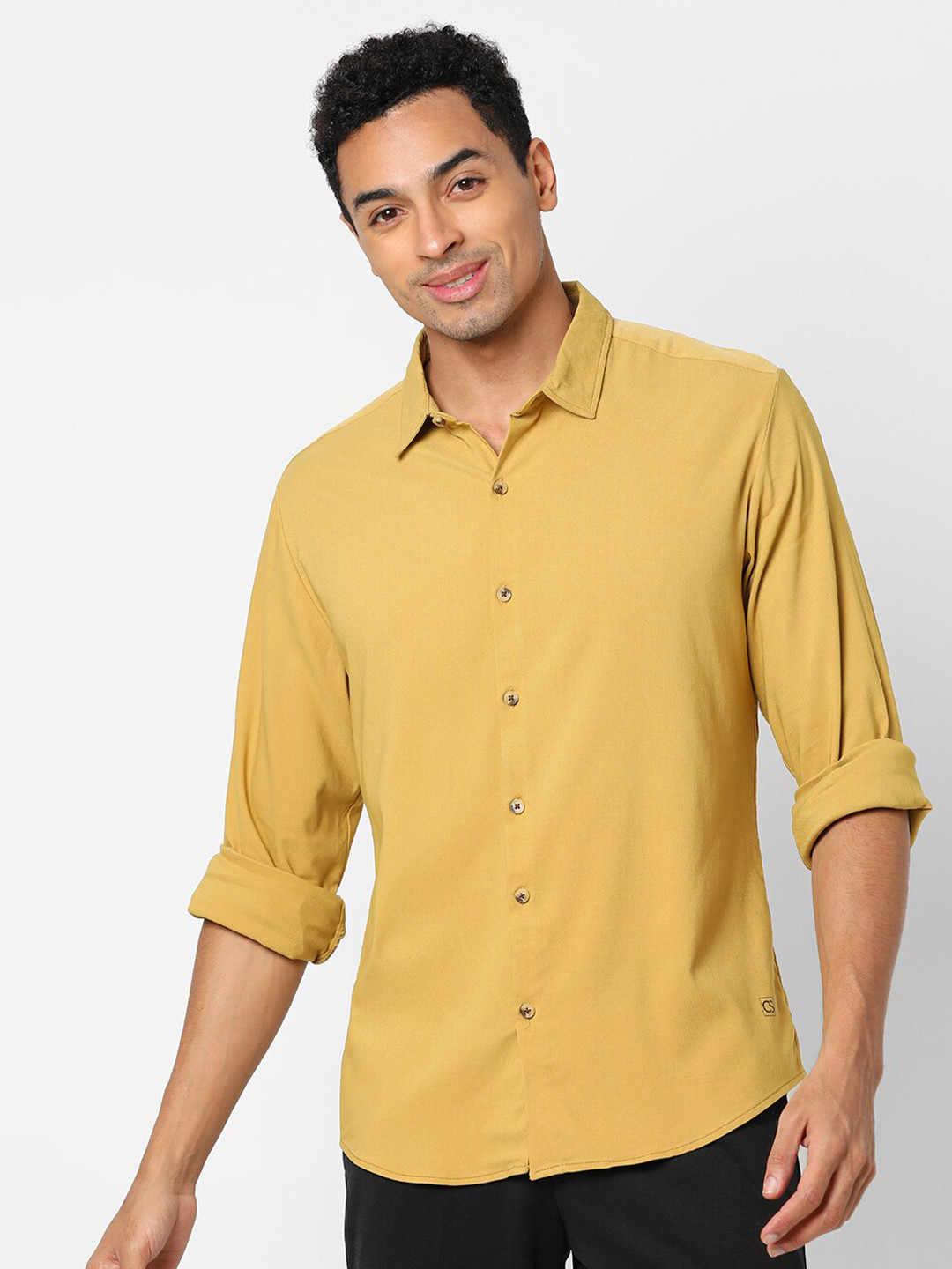 

Campus Sutra Men Mustard Classic Solid Regular Fit Casual Shirt