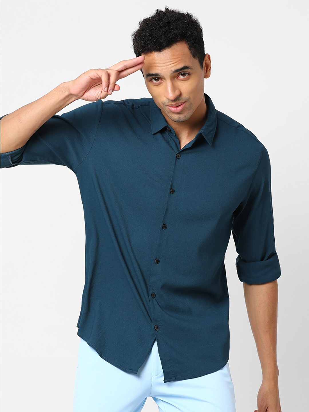 

Campus Sutra Men Blue Classic Casual Shirt