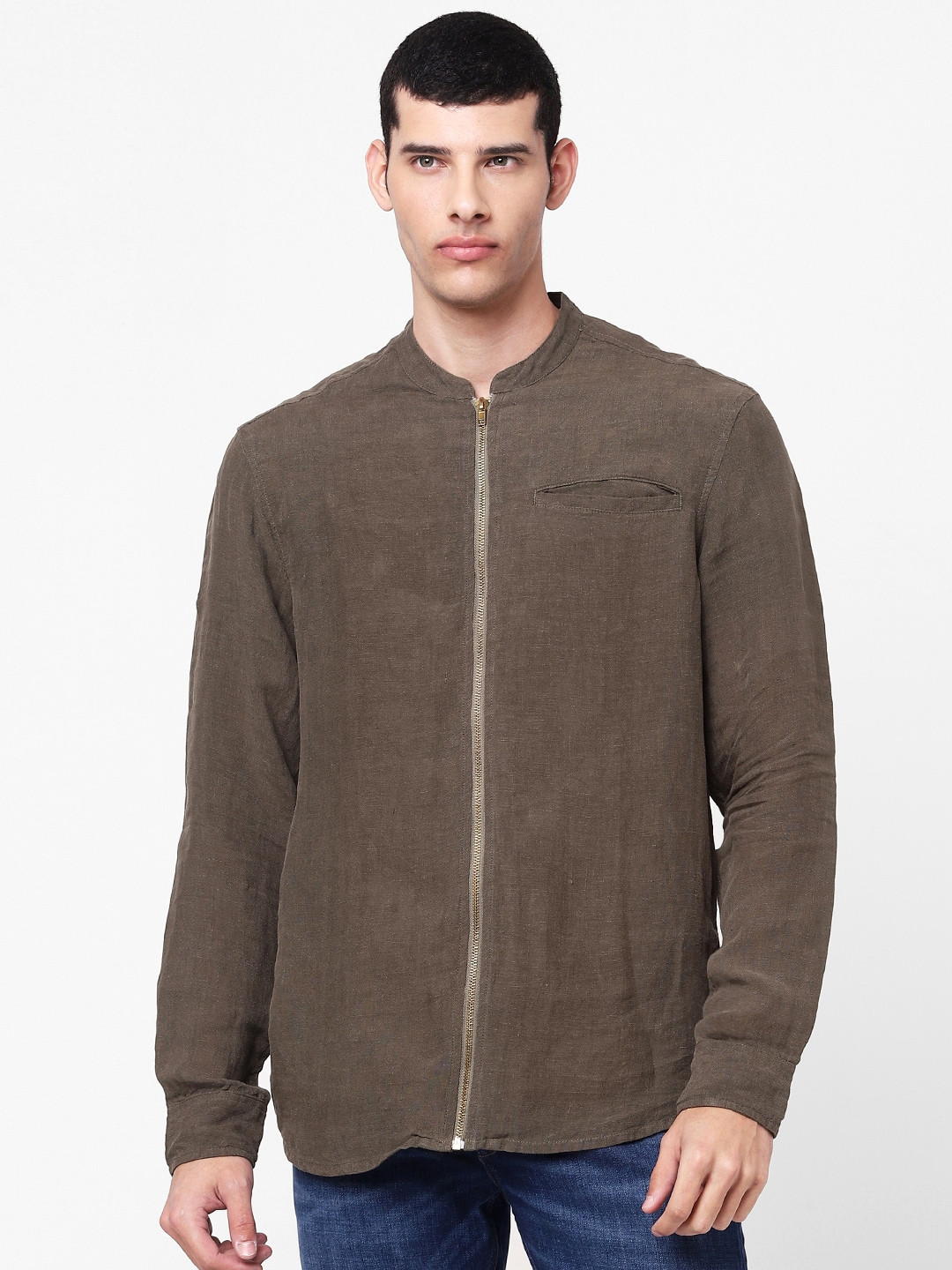 

Celio Men Green Solid Regular Fit Casual Shirt
