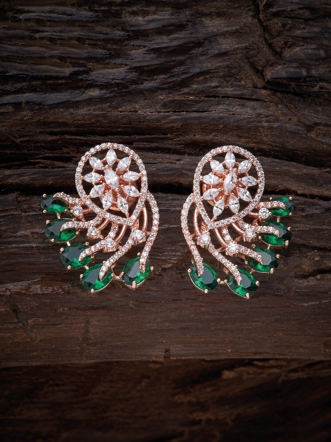 

Kushal's Fashion Jewellery Rose Gold & Green Floral Studs Earrings