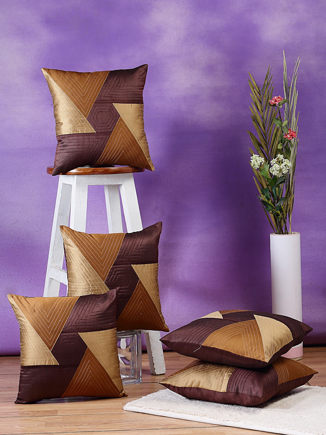 

DREAM WEAVERZ Brown & Beige Set of 5 Geometric Silk Square Cushion Covers