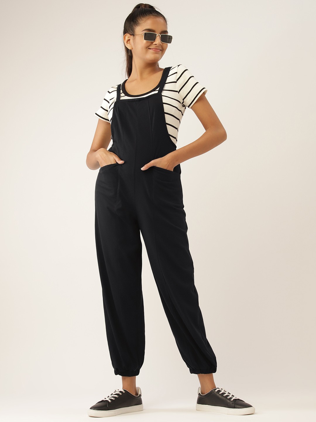 

DressBerry Teen Girls Black Solid Basic Jumpsuit