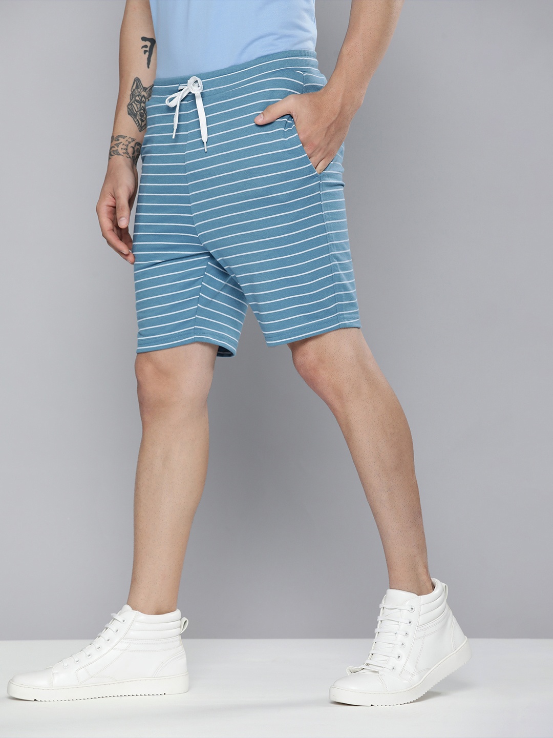 

M&H Easy Men Blue & White Striped Shorts