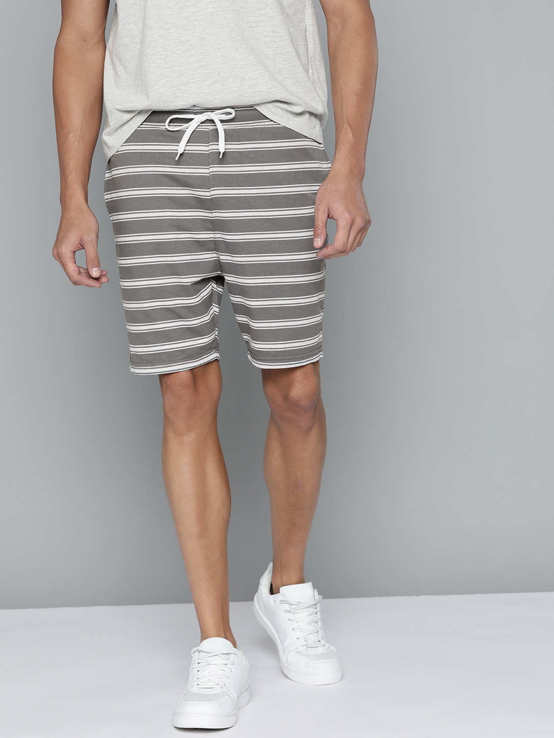 

M&H Easy Men Grey & White Striped Regular Shorts