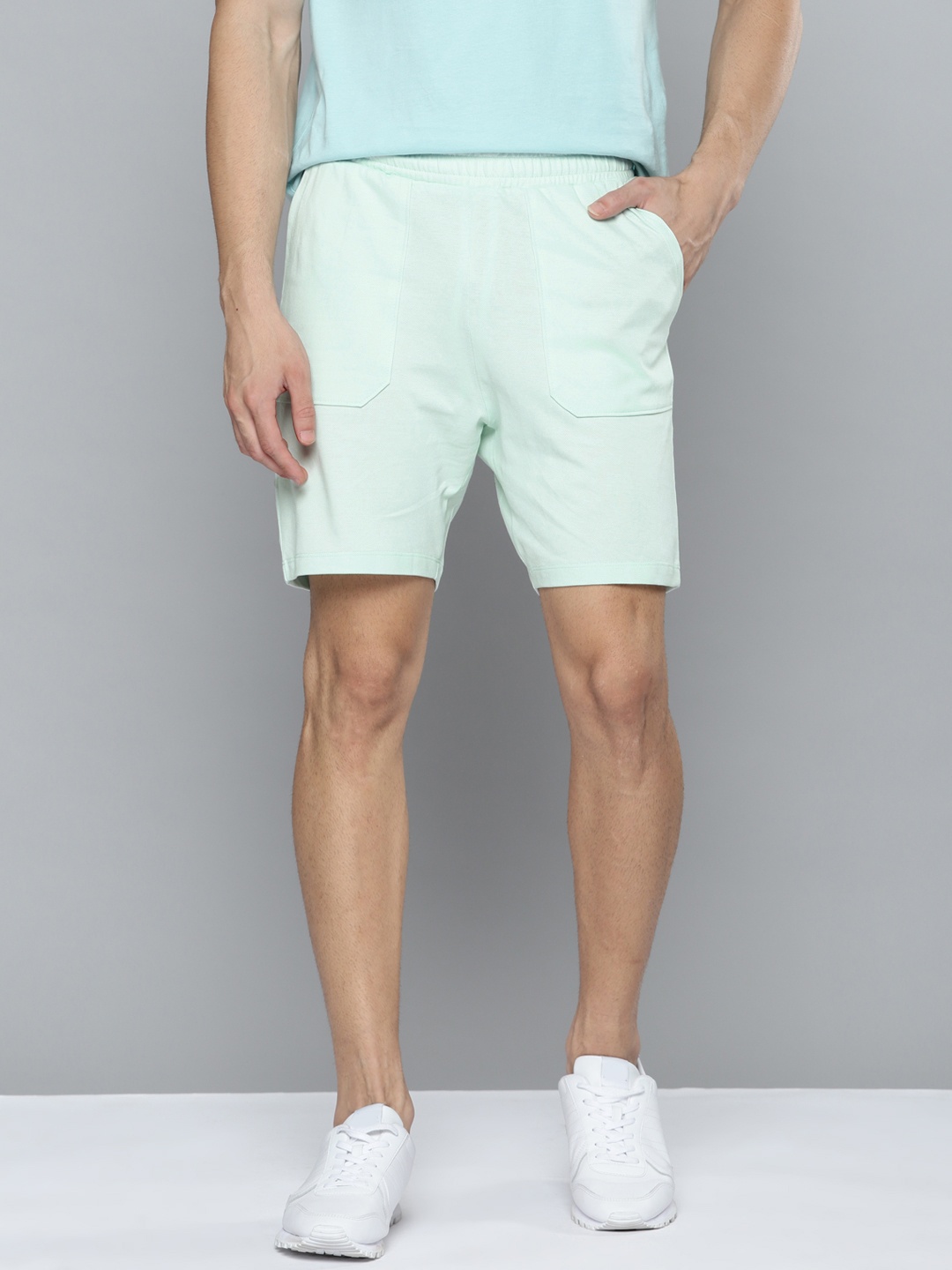 

M&H Easy Men Green Solid Pure Cotton Shorts