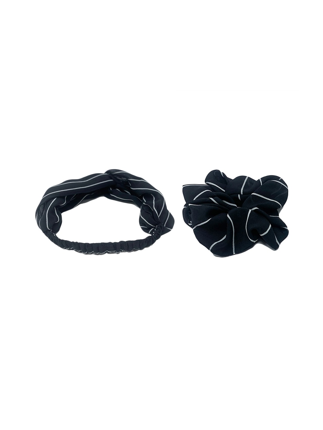 

Mint & Oak Women Set Of 2 Black & White Printed Hair Band