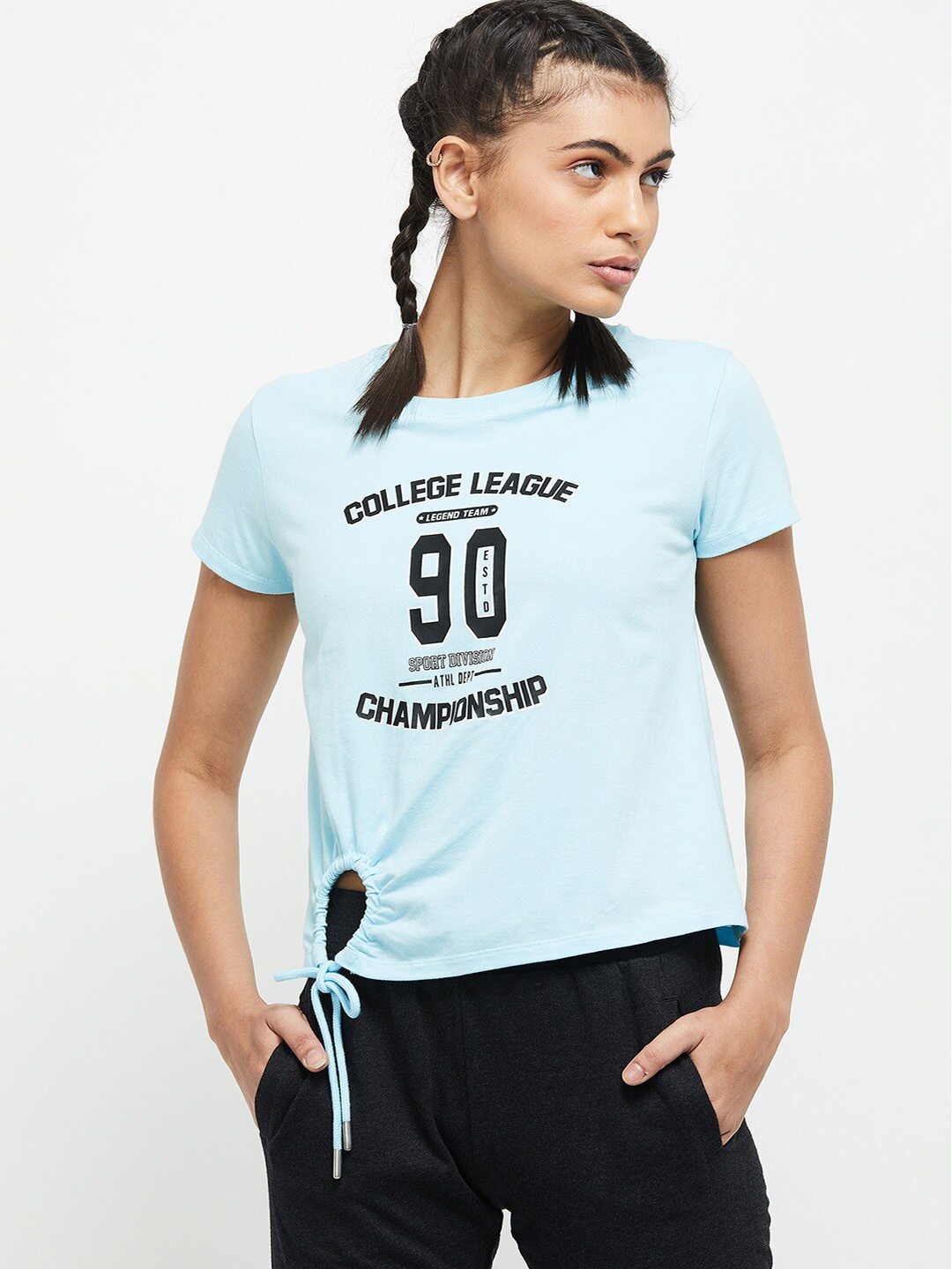 

max Women Blue Typography Printed Regular Fit T-shirt