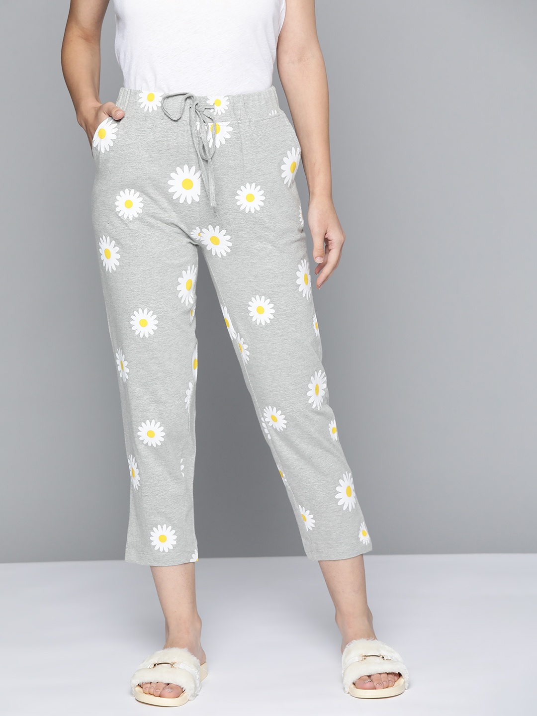 

HERE&NOW Women Grey Melange & Yellow Floral Print Lounge Pants