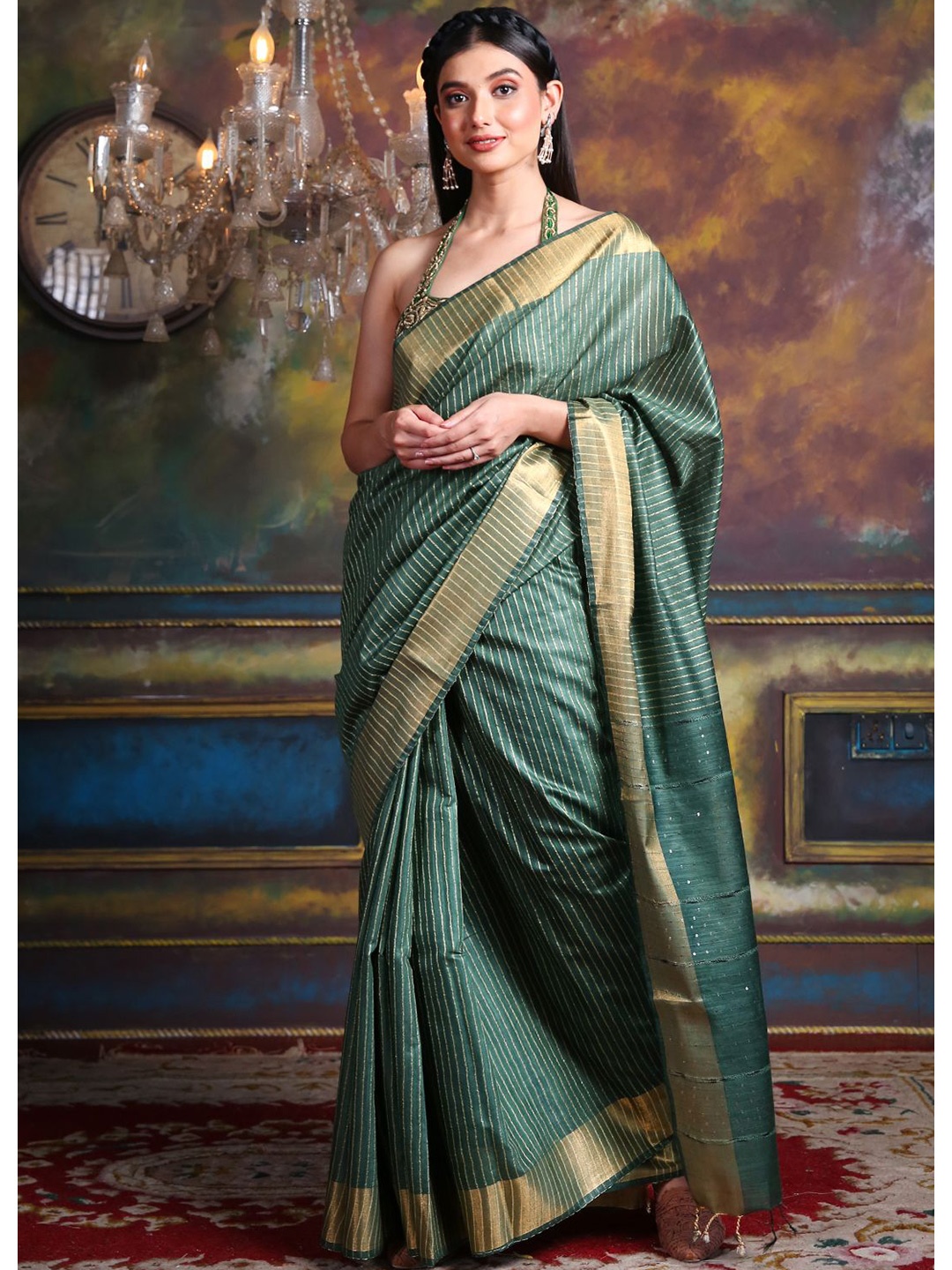 

Charukriti Green & Gold-Toned Woven Design Zari Silk Blend Saree