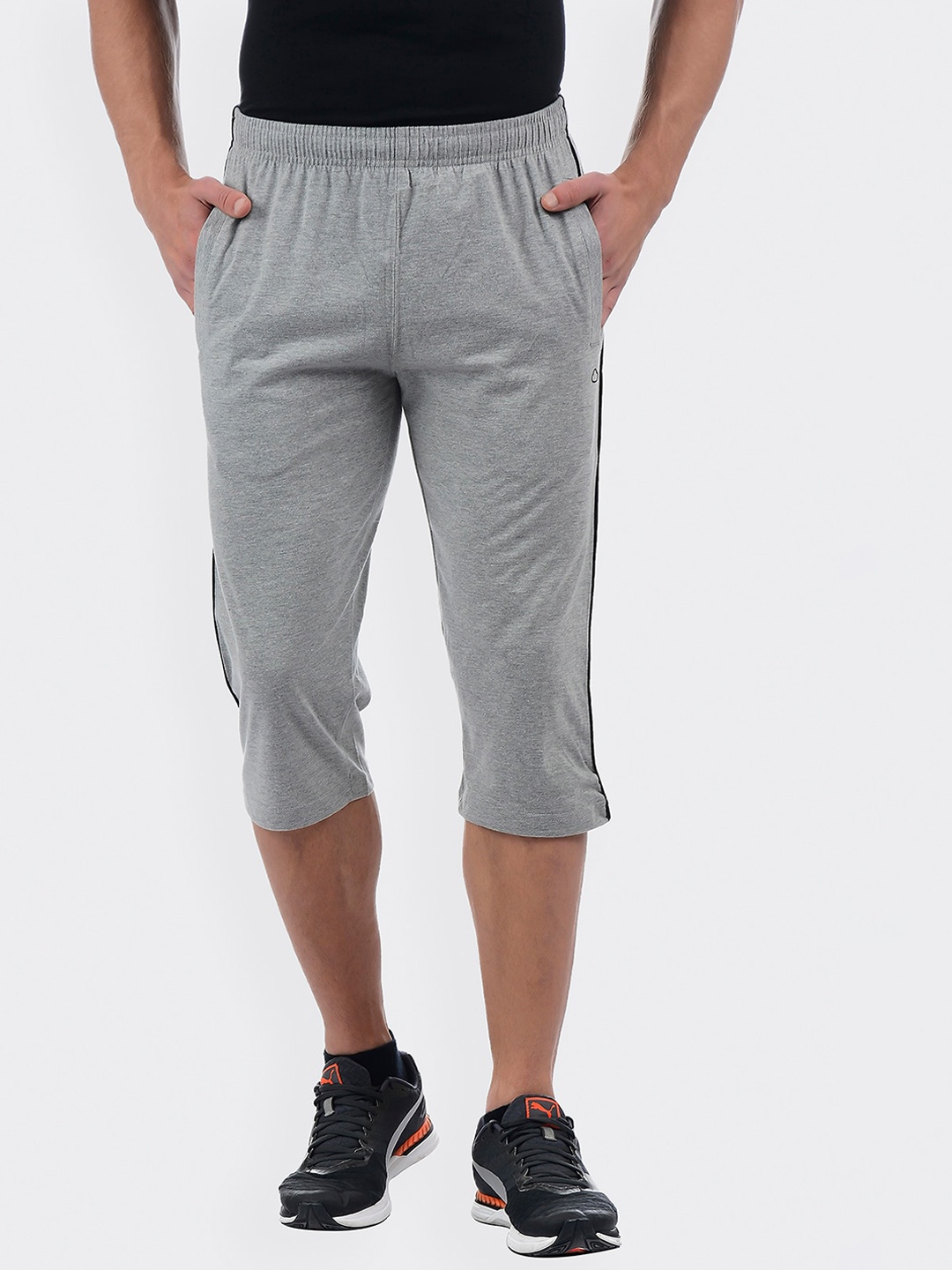 

Sweet Dreams Men Grey Solid Lounge Capri