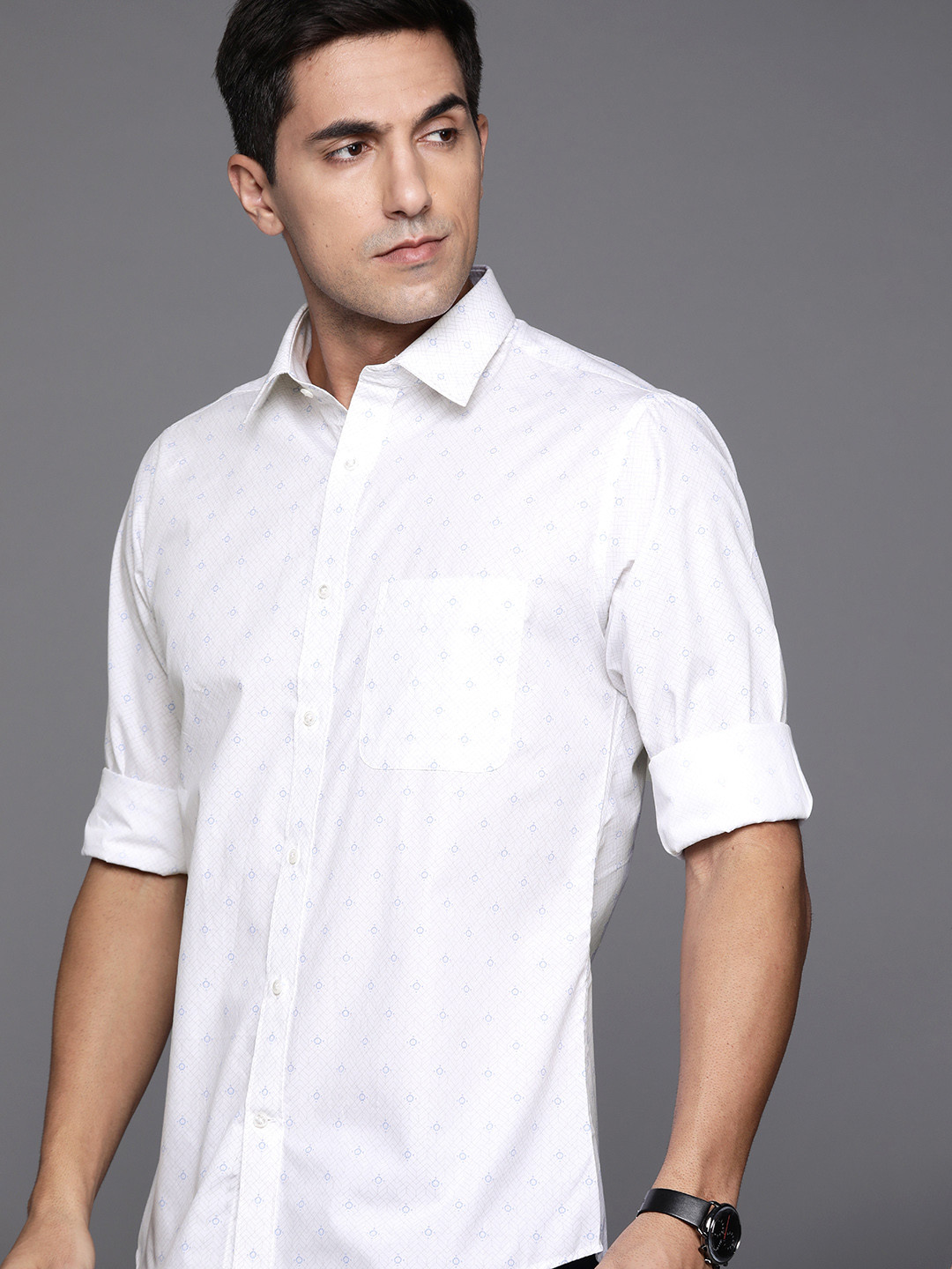 

Raymond Men Off-White & Blue Pure Cotton Slim Fit Printed Casual Shirt
