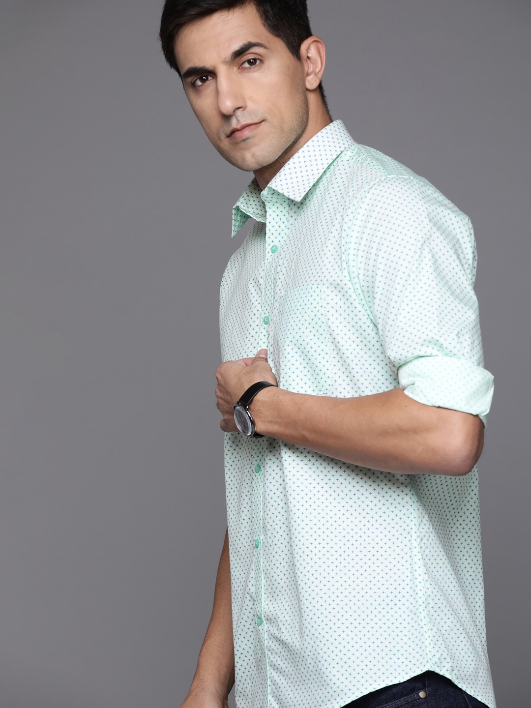 

Raymond Men Green Slim Fit Printed Casual Shirt
