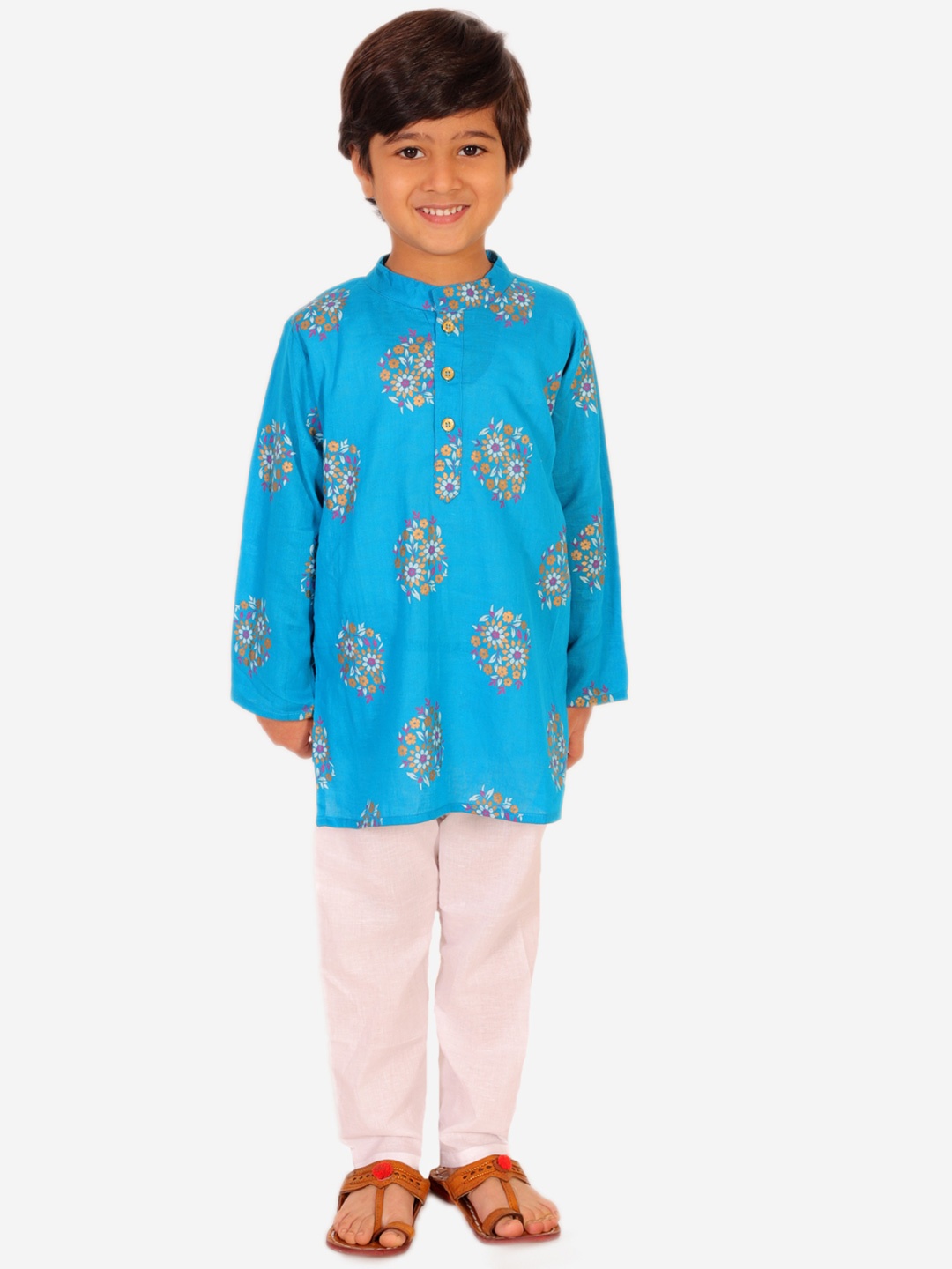 

Superminis Boys Turquoise Blue Floral Printed Pure Cotton Kurta with Pyjamas