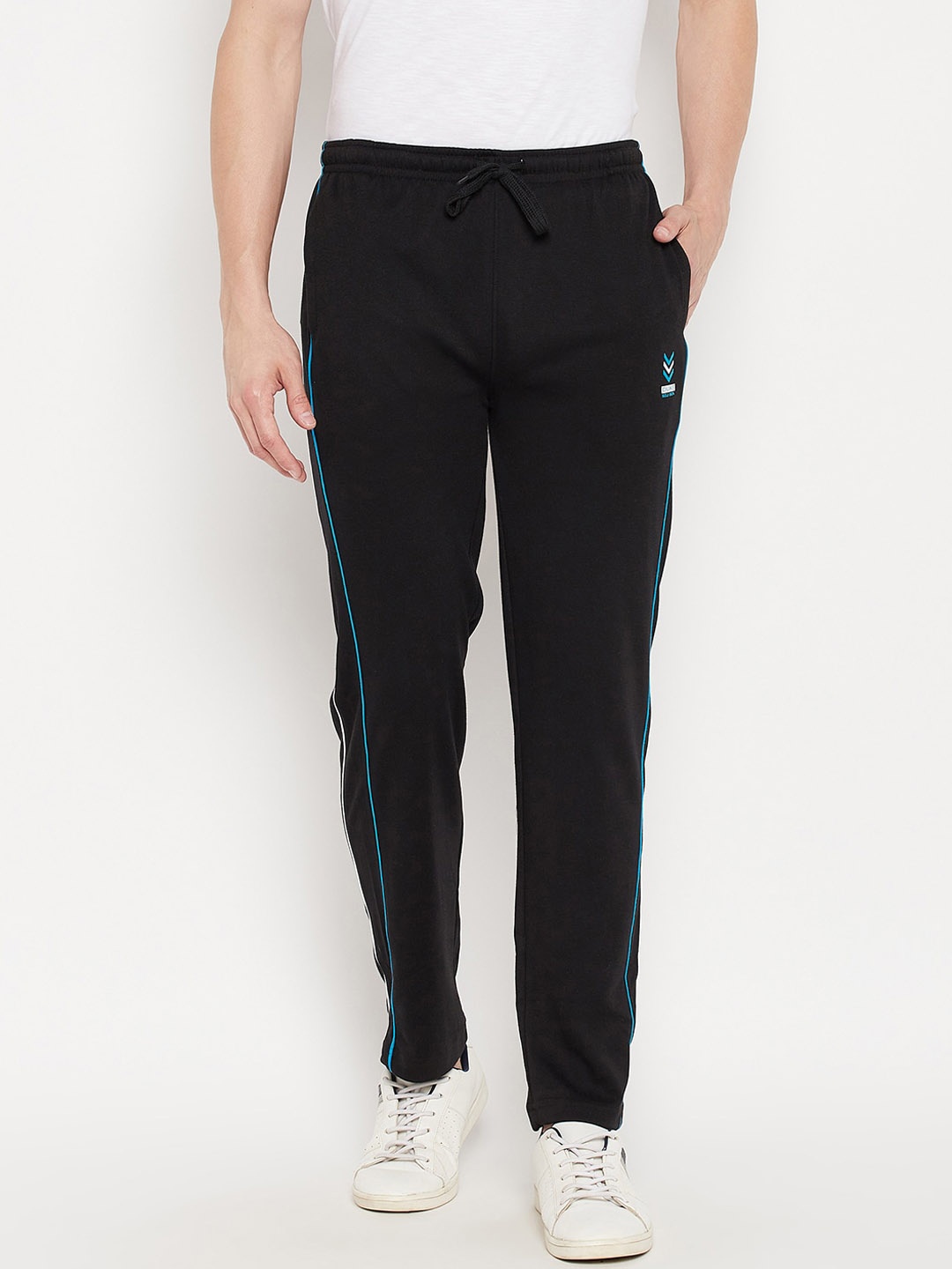 

Duke Men Black Solid Track Pants